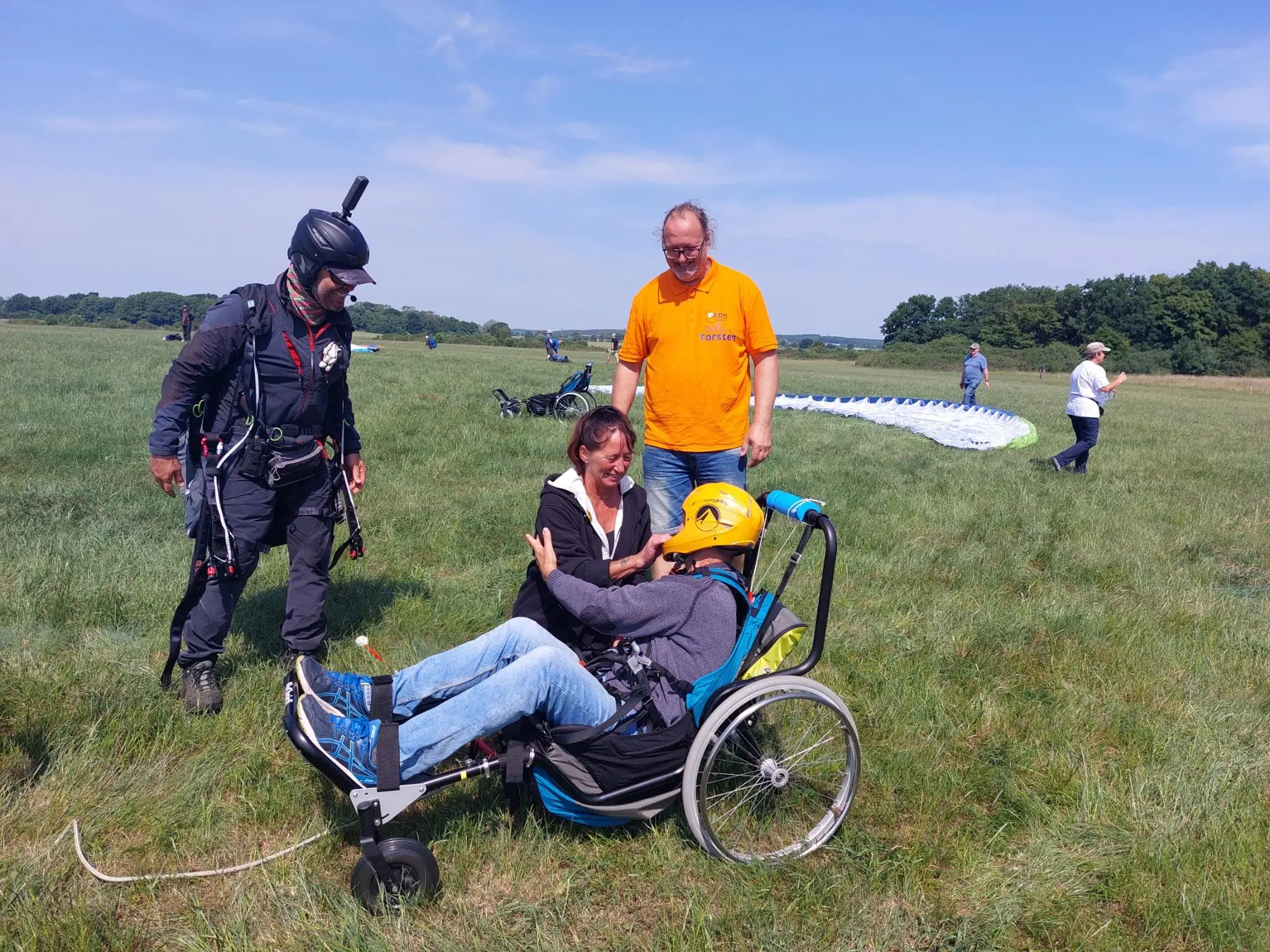 Flychair - Rollstuhlfahrer heben ab